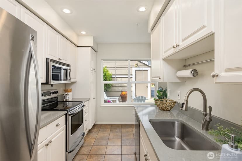 Property photo for 1230 Weaver Road NW #C-5, Bainbridge Island photo 16