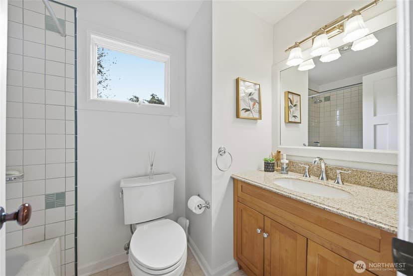 Property photo for 12015 Exeter Avenue NE, Seattle photo 19