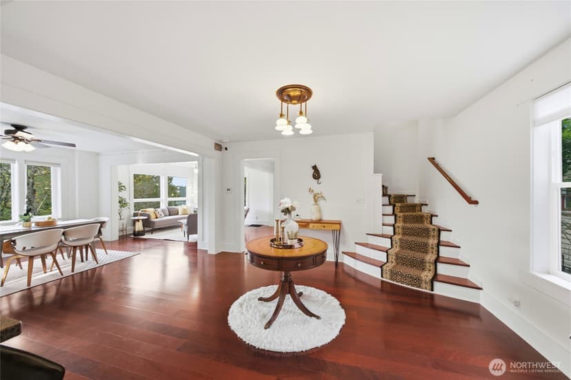 Property photo for 12015 Exeter Avenue NE, Seattle photo 14