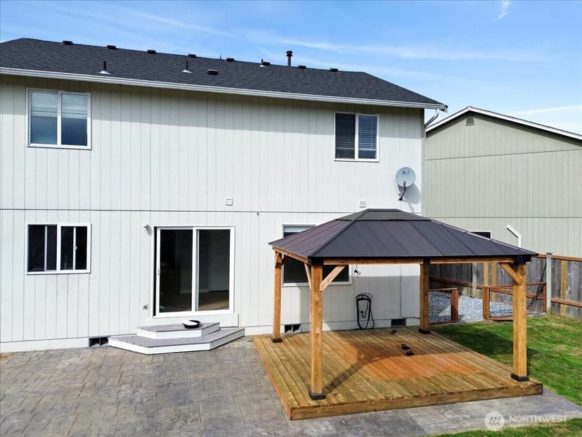 Property photo for 6722 135th Street E, Puyallup photo 37