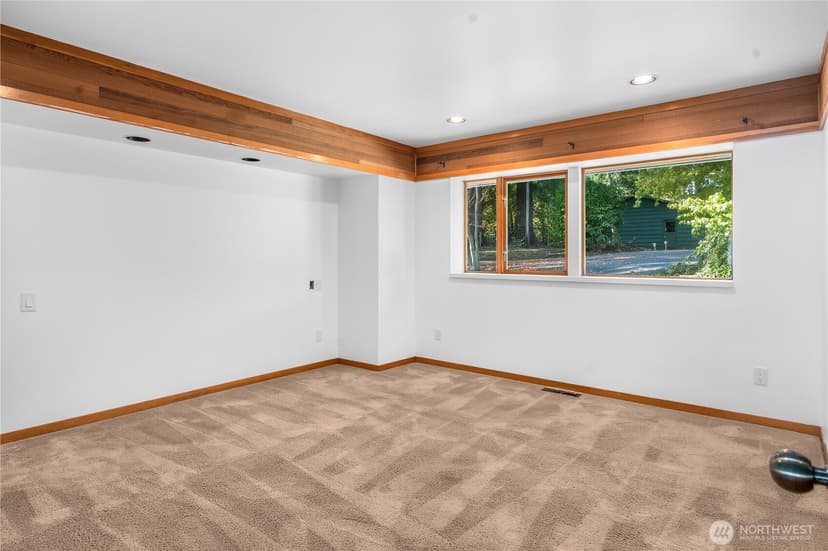 Property photo for 3773 Erlands Point Road NW, Bremerton photo 31
