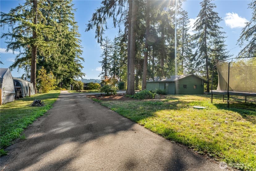 Property photo for 3773 Erlands Point Road NW, Bremerton photo 20