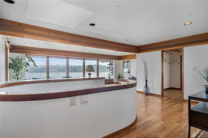 Property photo for 3773 Erlands Point Road NW, Bremerton photo 21