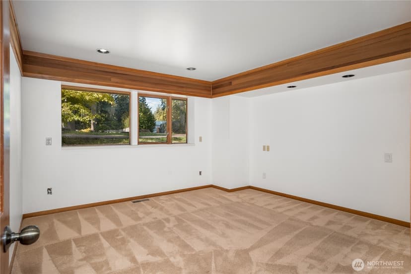Property photo for 3773 Erlands Point Road NW, Bremerton photo 34