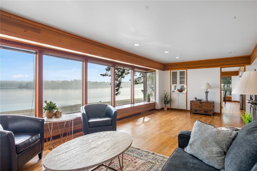 Property photo for 3773 Erlands Point Road NW, Bremerton photo 13