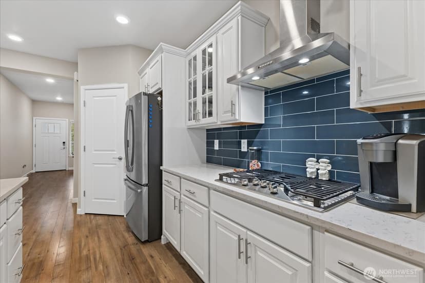 Property photo for 10419 11th Street Ct E, Edgewood photo 6