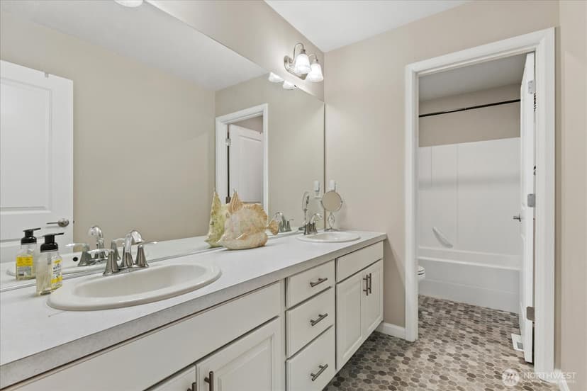 Property photo for 10419 11th Street Ct E, Edgewood photo 22