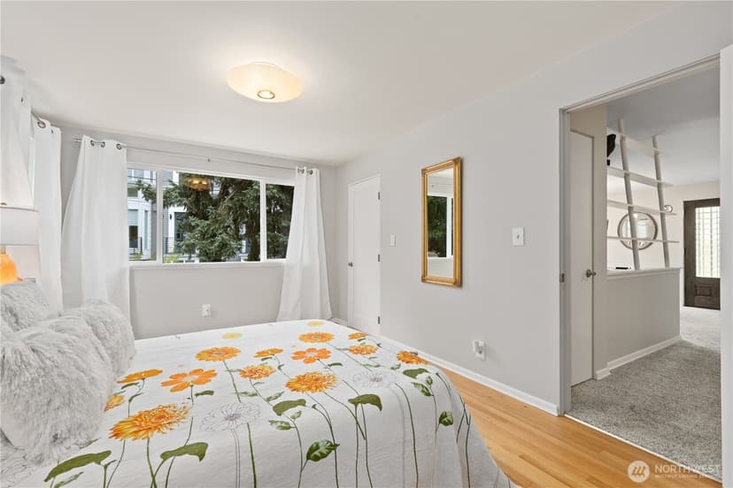 Property photo for 707 W Bertona Street, Seattle photo 21