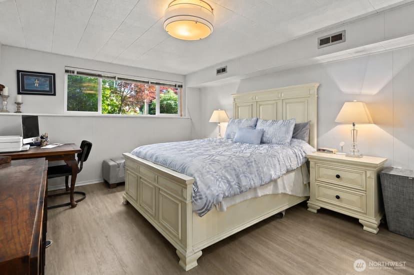 Property photo for 707 W Bertona Street, Seattle photo 14