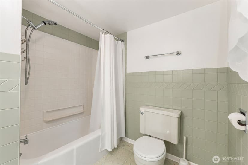 Property photo for 3719 Olympic Boulevard W, University Place photo 31