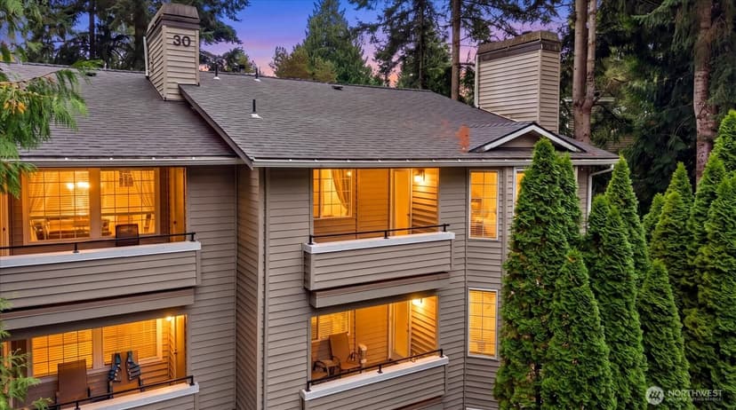 Property photo for 10009 NE 120th Lane #B301, Kirkland photo 20