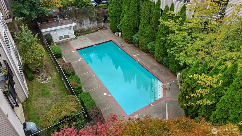 Property photo for 10009 NE 120th Lane #B301, Kirkland photo 31