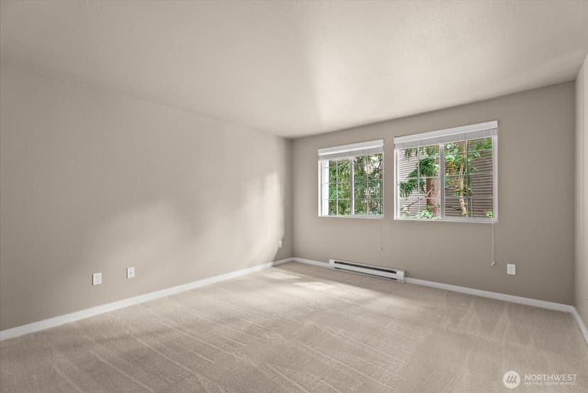 Property photo for 10009 NE 120th Lane #B301, Kirkland photo 13