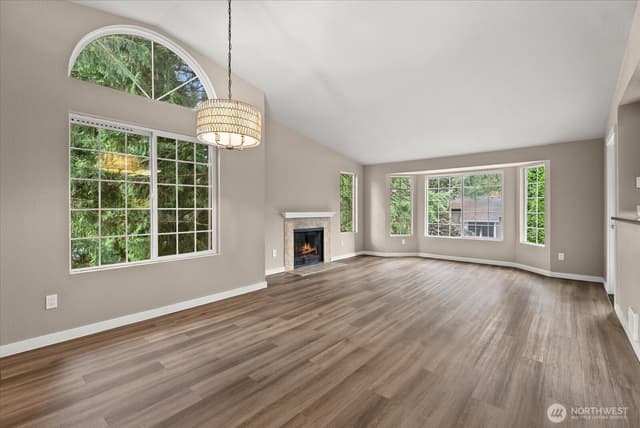 Property photo for 10009 NE 120th Lane #B301, Kirkland photo 3