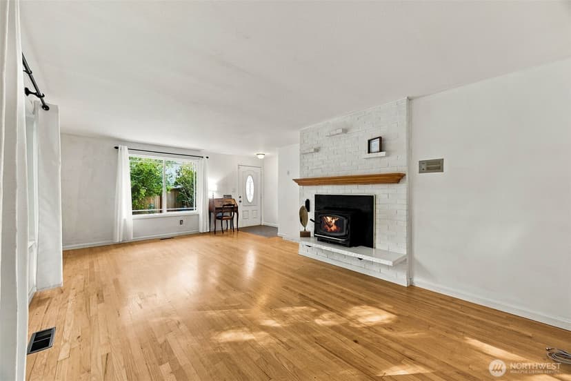 Property photo for 1805 204th Place SW, Lynnwood photo 4