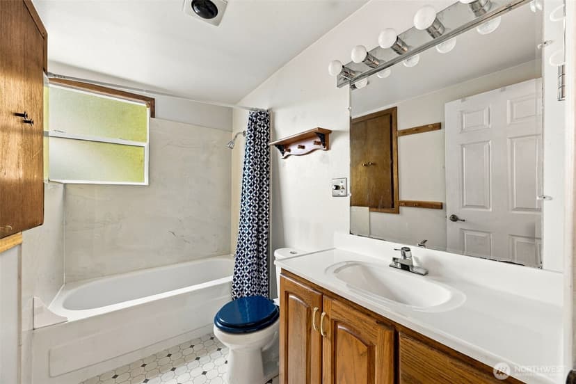 Property photo for 1805 204th Place SW, Lynnwood photo 18