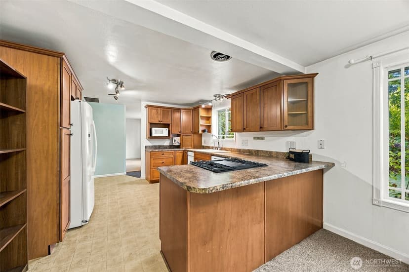 Property photo for 1805 204th Place SW, Lynnwood photo 7