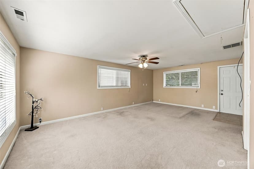 Property photo for 1805 204th Place SW, Lynnwood photo 15