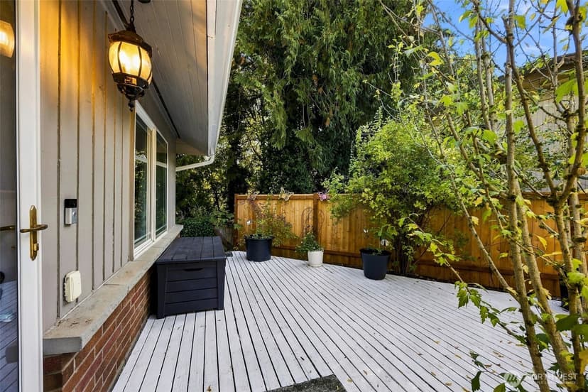 Property photo for 1805 204th Place SW, Lynnwood photo 23