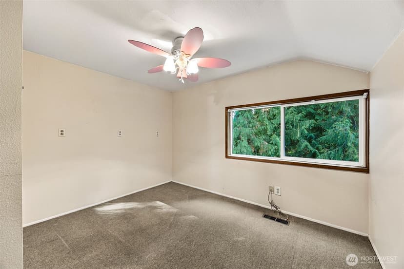 Property photo for 1805 204th Place SW, Lynnwood photo 21