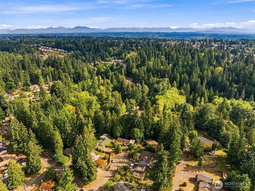 Property photo for 1805 204th Place SW, Lynnwood photo 32