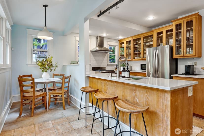Property photo for 532 29th Avenue, Seattle photo 18
