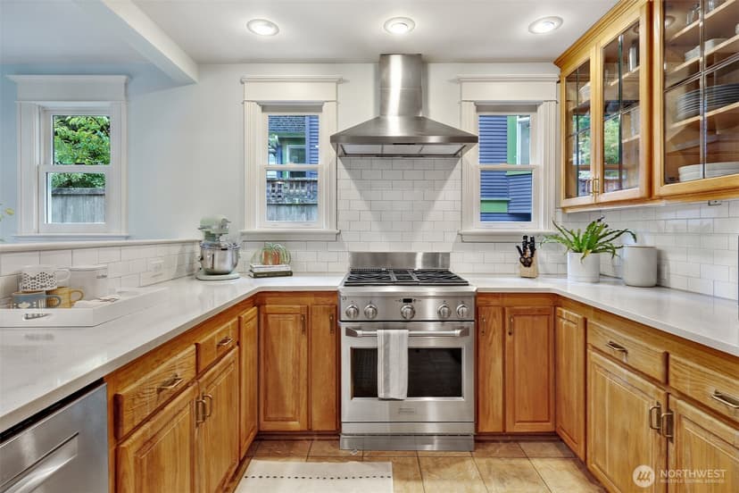 Property photo for 532 29th Avenue, Seattle photo 17