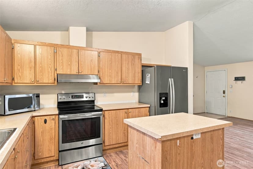 Property photo for 22706 114th Place SE, Kent photo 9