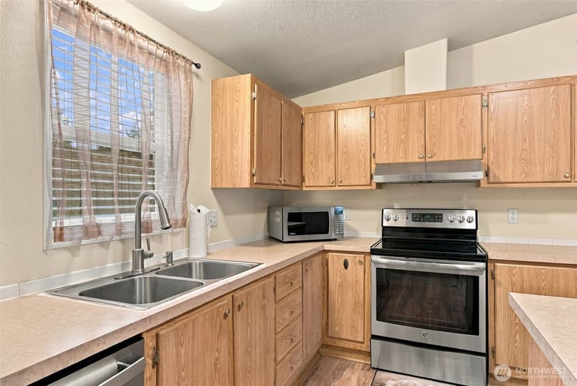 Property photo for 22706 114th Place SE, Kent photo 8