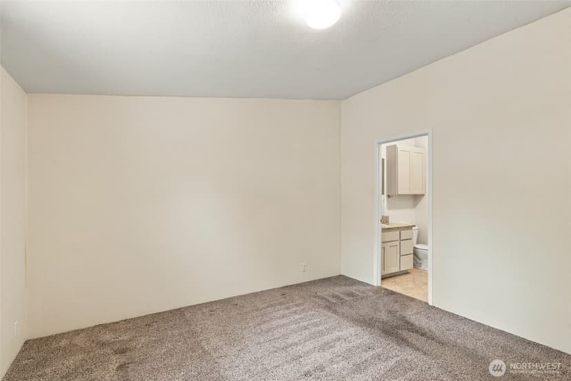 Property photo for 22706 114th Place SE, Kent photo 16