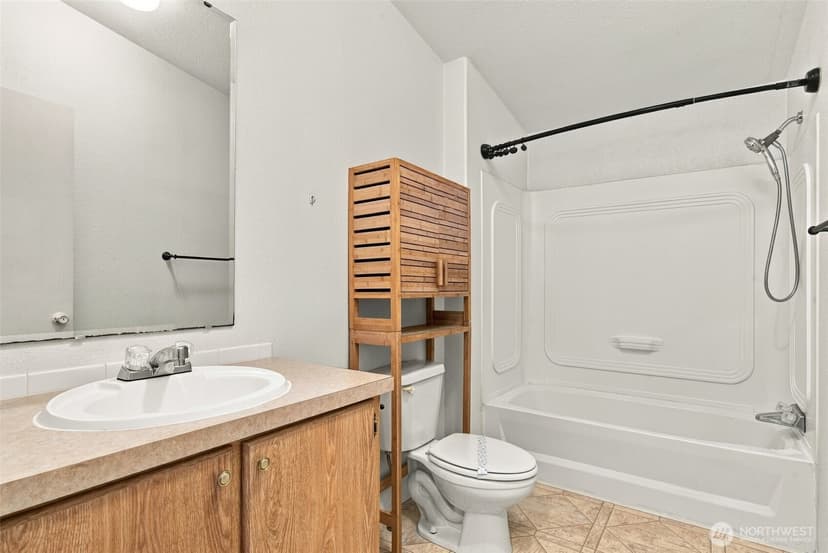 Property photo for 22706 114th Place SE, Kent photo 19