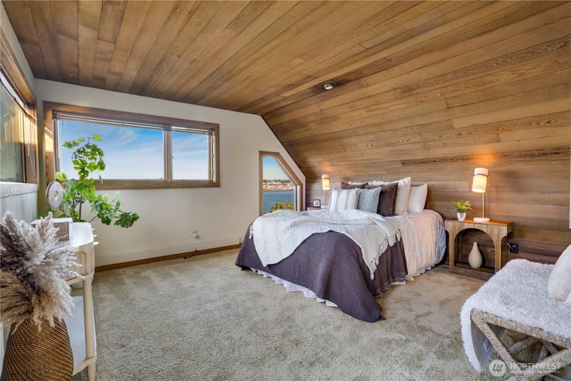 Property photo for 405 N Stadium Way, Tacoma photo 17