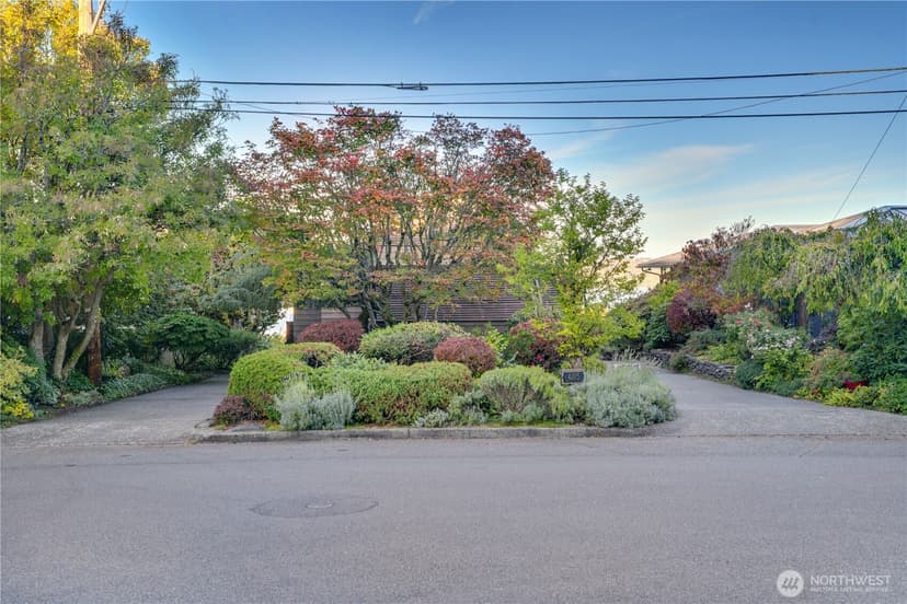 Property photo for 405 N Stadium Way, Tacoma photo 39