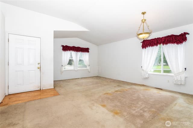 Property photo for 2835 U Street SE, Auburn photo 5
