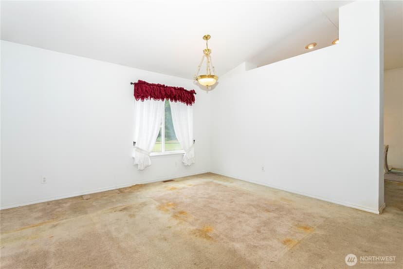 Property photo for 2835 U Street SE, Auburn photo 8