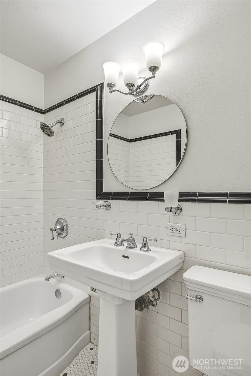 Property photo for 1105 Spring Street #1304, Seattle photo 21