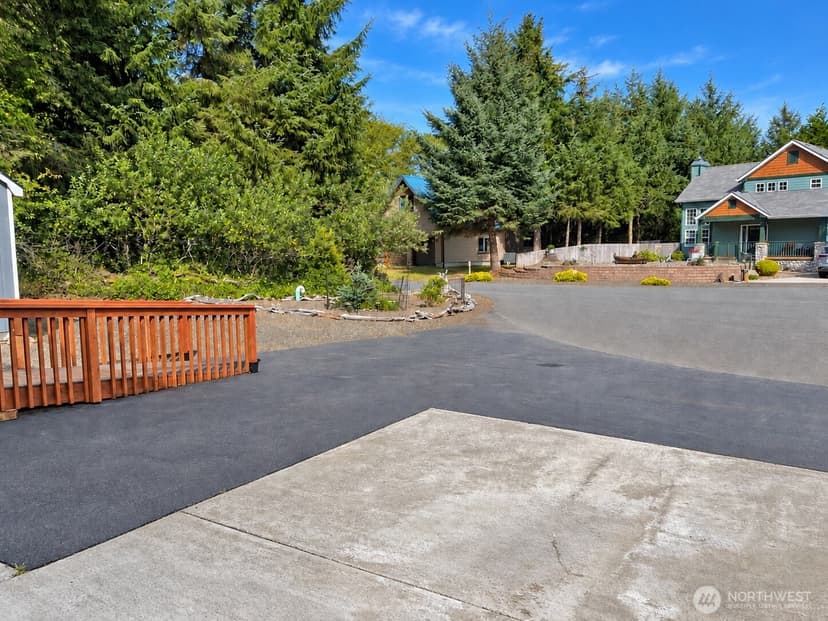 Property photo for 341 Redwood Court SE, Ocean Shores photo 7