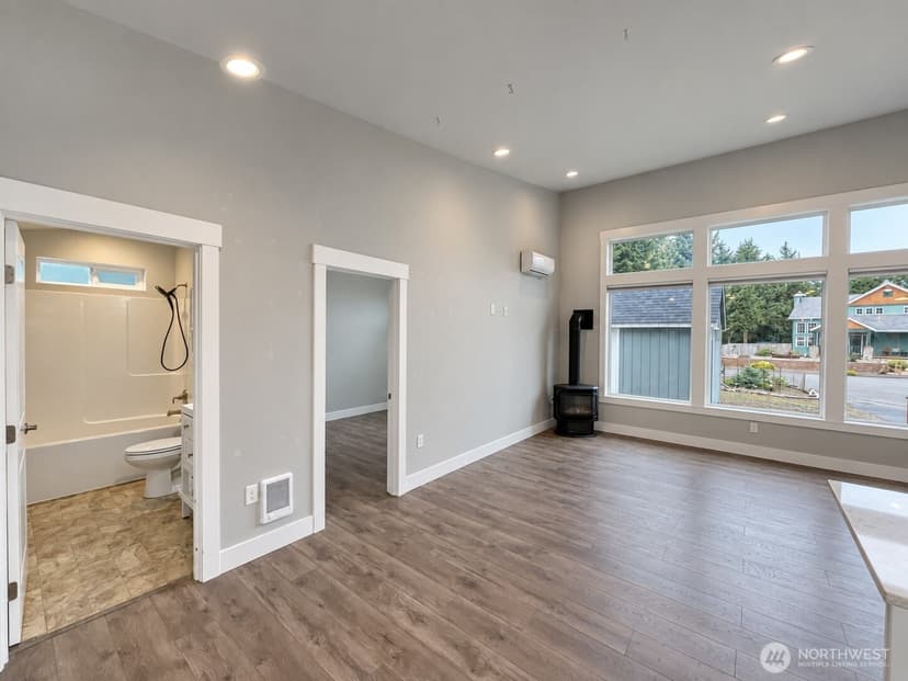 Property photo for 341 Redwood Court SE, Ocean Shores photo 15