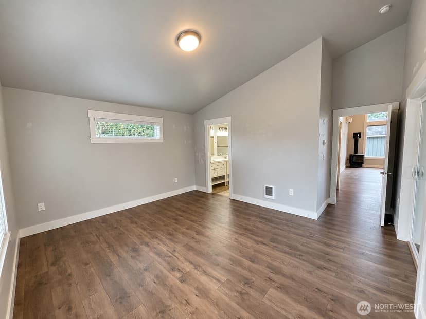 Property photo for 341 Redwood Court SE, Ocean Shores photo 16