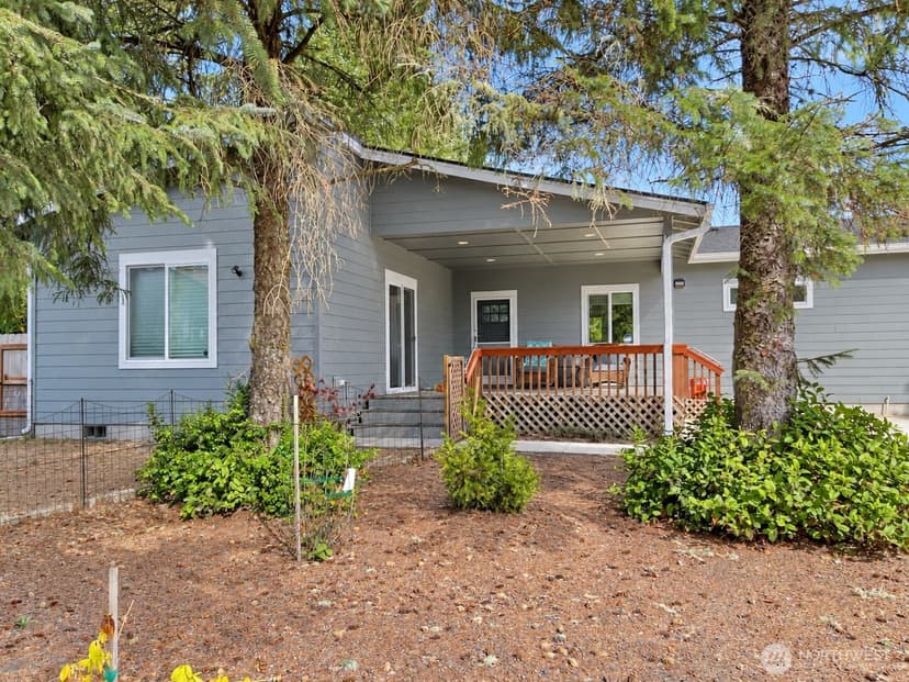 Property photo for 341 Redwood Court SE, Ocean Shores photo 24
