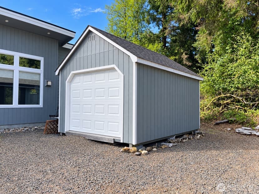 Property photo for 341 Redwood Court SE, Ocean Shores photo 6
