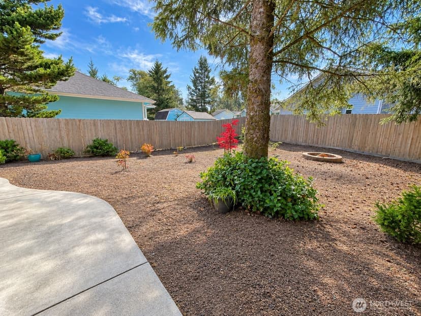 Property photo for 341 Redwood Court SE, Ocean Shores photo 23