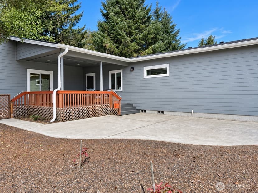 Property photo for 341 Redwood Court SE, Ocean Shores photo 22