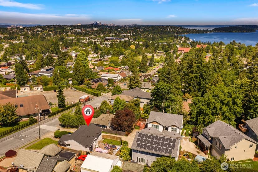 Property photo for 10038 59th Avenue, Seattle photo 25