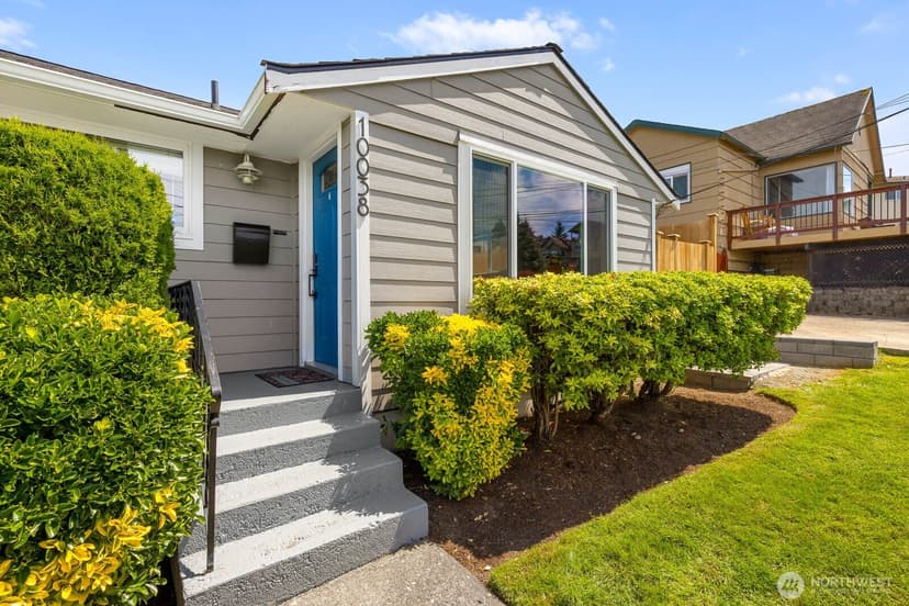 Property photo for 10038 59th Avenue, Seattle photo 7