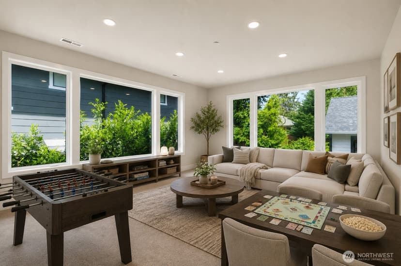 Property photo for 12642 NE 80th Street, Kirkland photo 4
