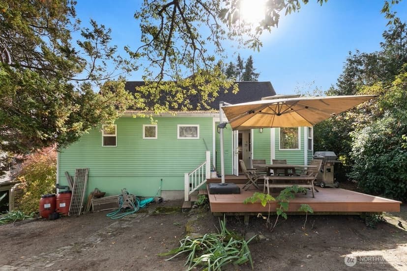 Property photo for 2112 NE 55th Street, Seattle photo 25