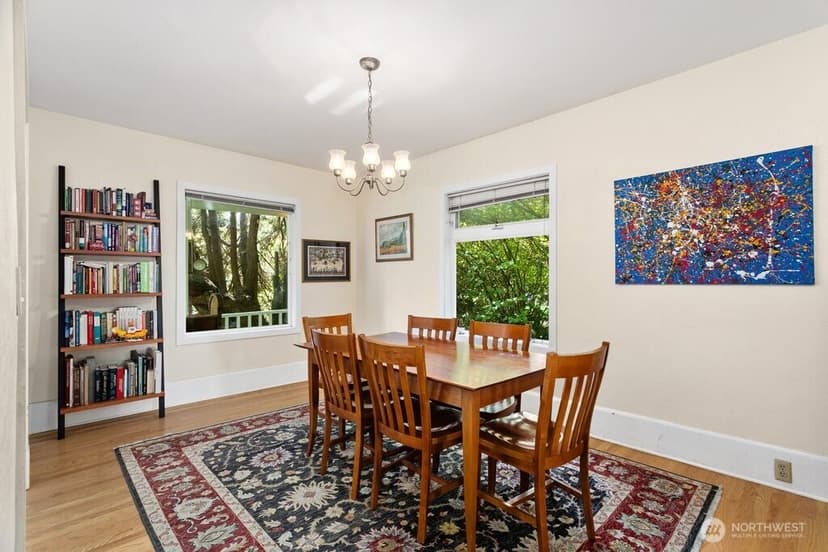 Property photo for 2112 NE 55th Street, Seattle photo 6