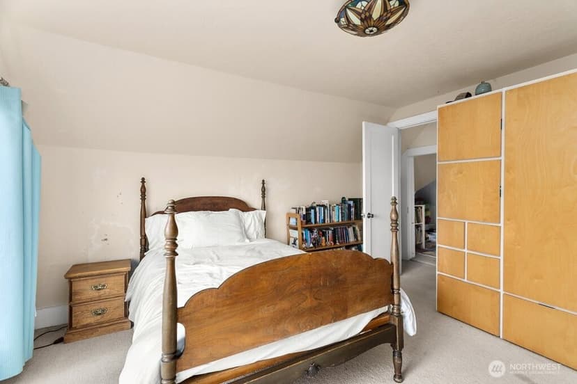 Property photo for 2112 NE 55th Street, Seattle photo 19