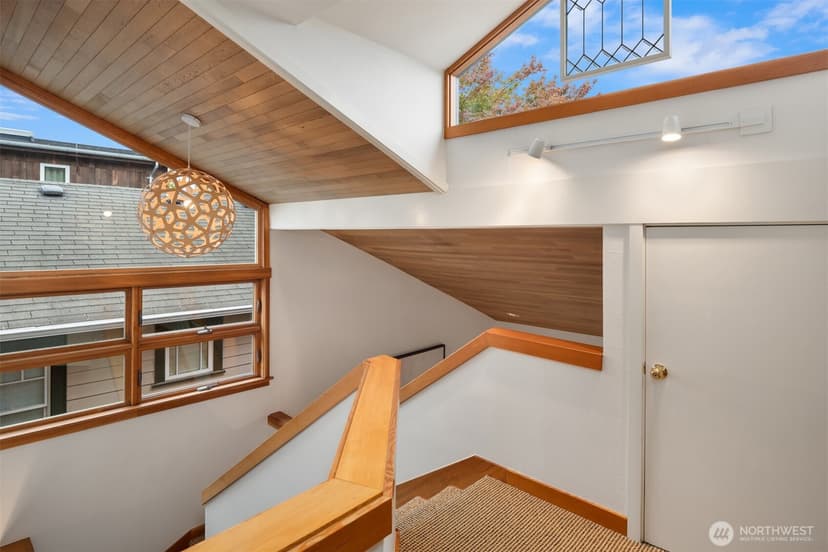 Property photo for 2020 42nd E, Seattle photo 23